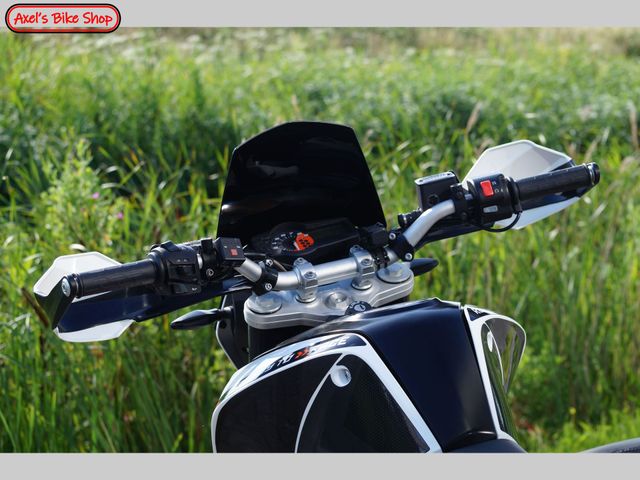 ktm - 690-duke