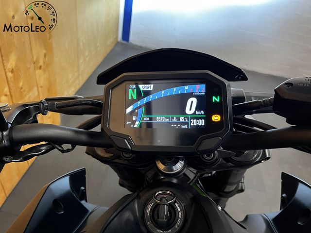 kawasaki - z900