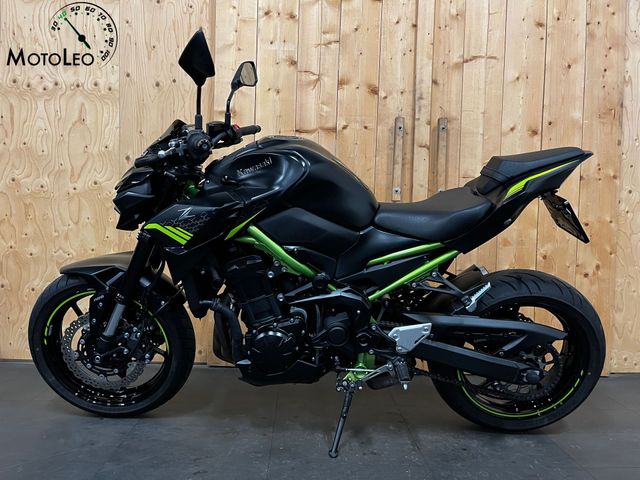 kawasaki - z900