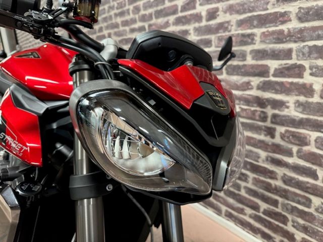 triumph - street-triple-rs