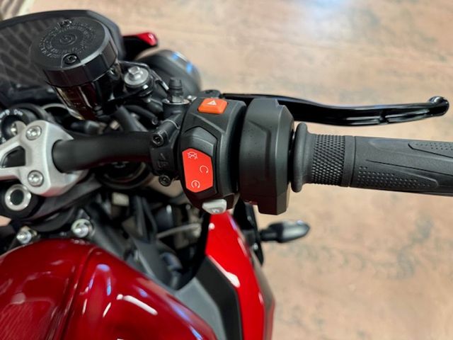 triumph - street-triple-rs
