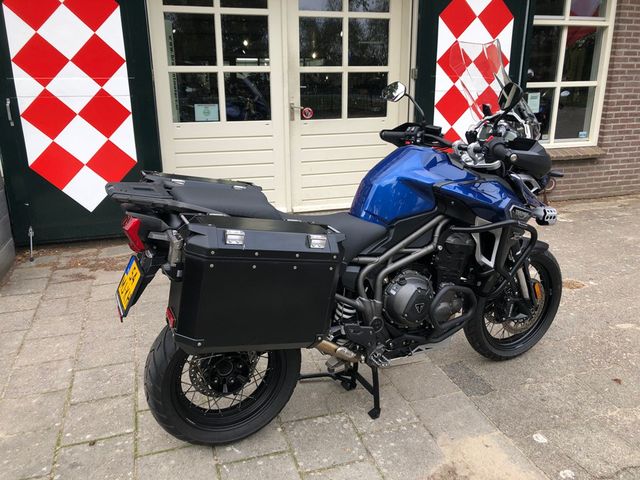 triumph - tiger-explorer-xca