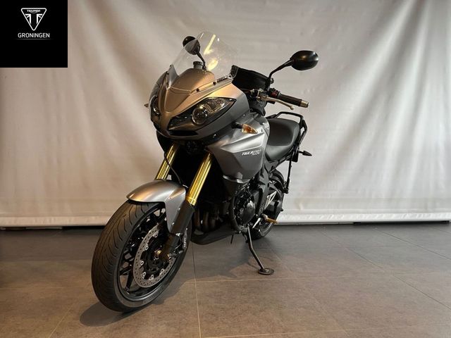 triumph - tiger-1050