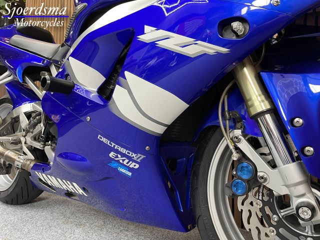 yamaha - yzf-r1