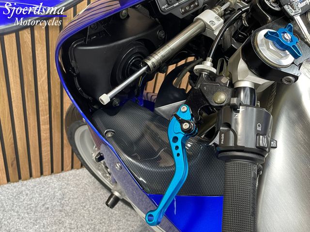 yamaha - yzf-r1