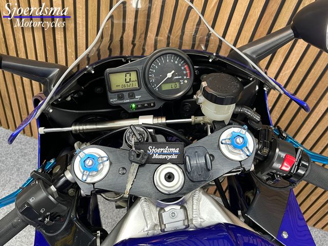 yamaha - yzf-r1