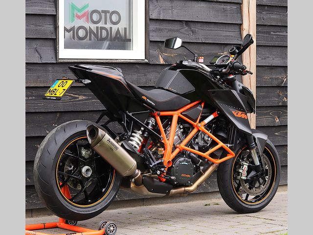 ktm - 1290-super-duke-r