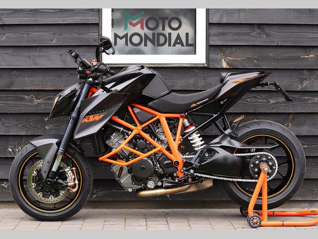 ktm - 1290-super-duke-r