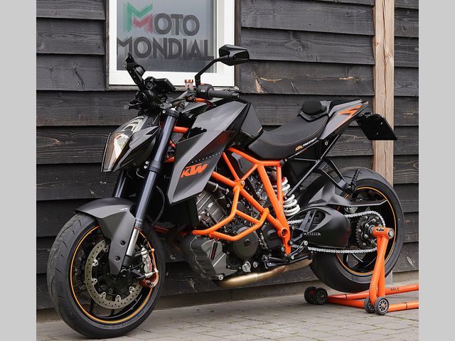 ktm - 1290-super-duke-r