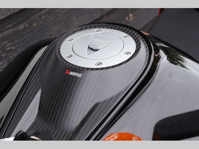 ktm - 1290-super-duke-r