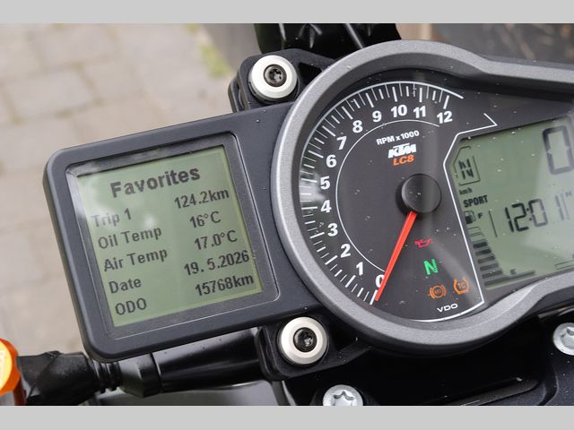 ktm - 1290-super-duke-r