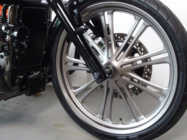 kawasaki - vn-900-custom