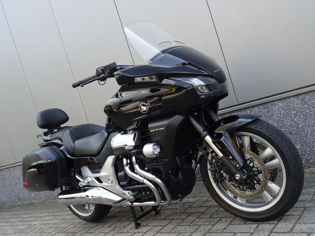 honda - ctx-1300