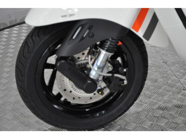 vespa - sprint-125-s