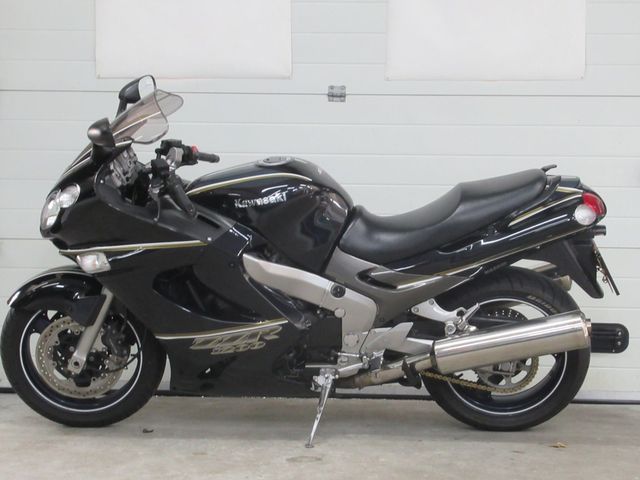 kawasaki - zzr-1200
