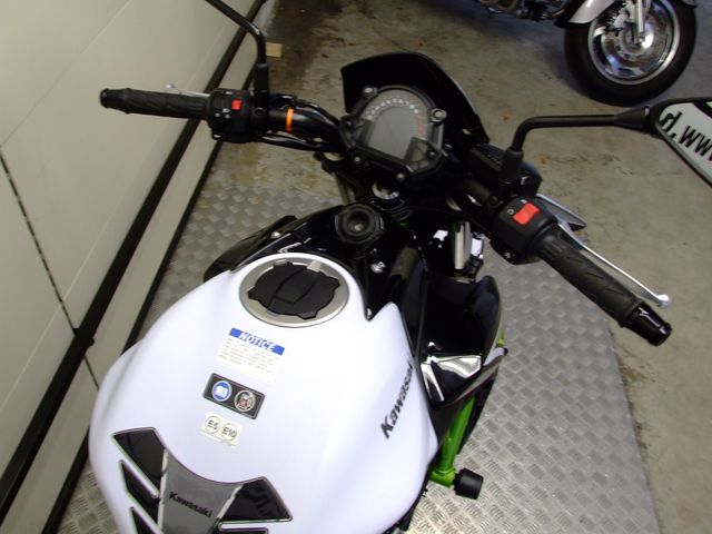 kawasaki - z650-abs