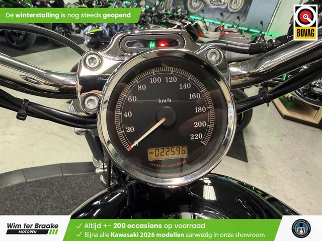 harley-davidson - sportster-custom-xl-883-c