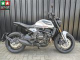 MOTO MORINI SEIEMMEZZO STR