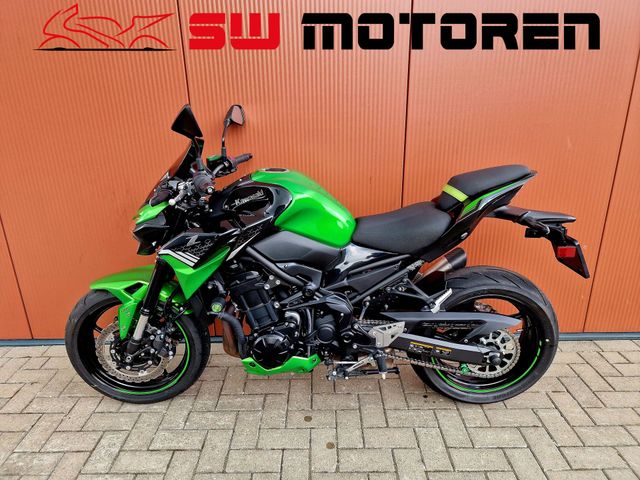 kawasaki - z900