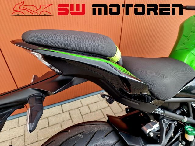 kawasaki - z900