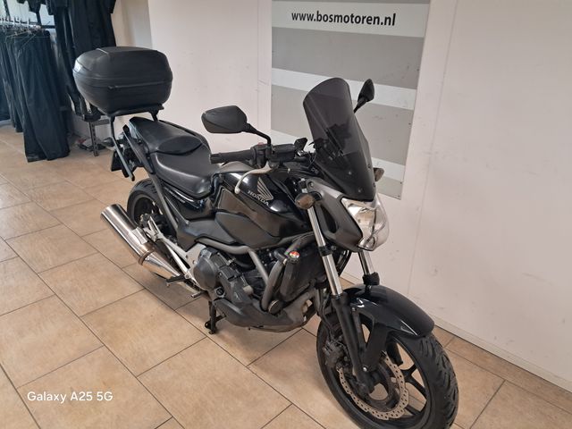 honda - nc-700-s-dct
