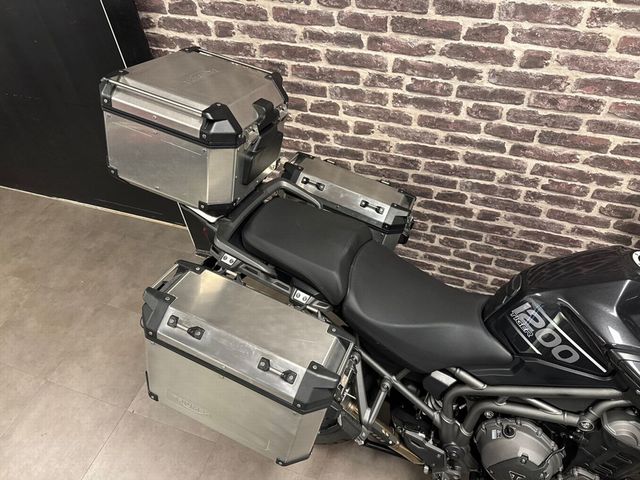 triumph - tiger-1200-xcx