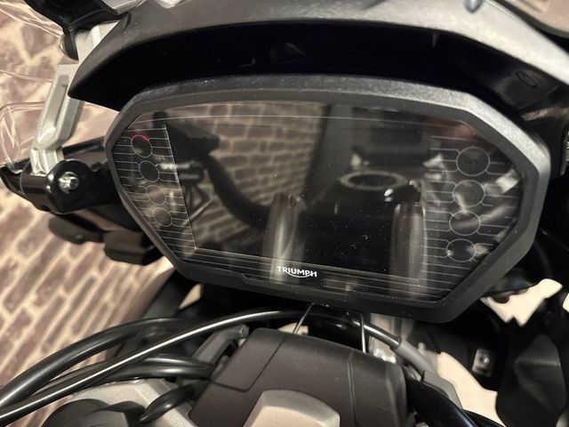 triumph - tiger-1200-xcx