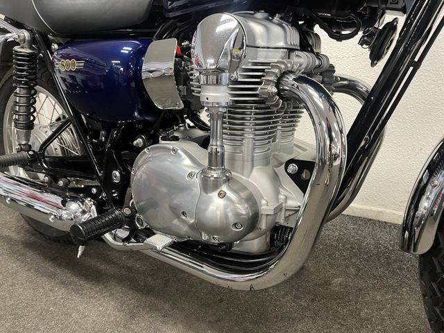 kawasaki - w800