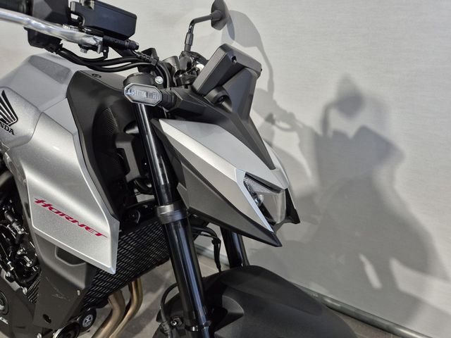 honda - cb-750-hornet