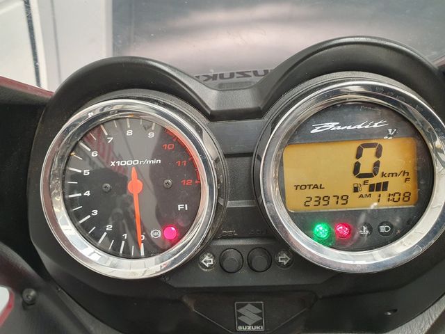 suzuki - gsf-1250-sa