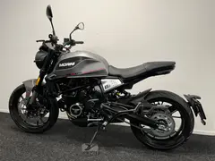 Moto Morini Seiemmezzo STR 2026 nieuw – foto 19 van 28