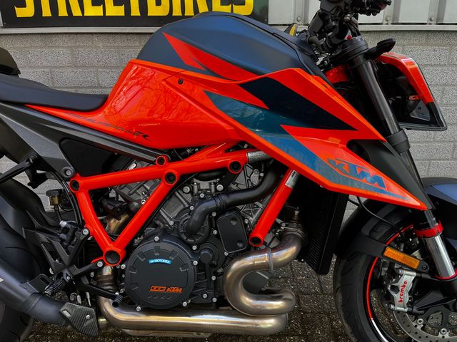 ktm - 1290-super-duke-r