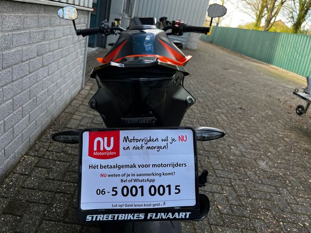 ktm - 1290-super-duke-r