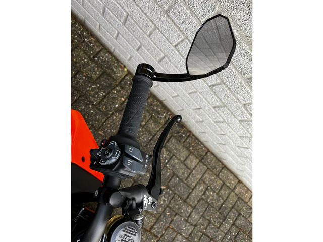 ktm - 1290-super-duke-r