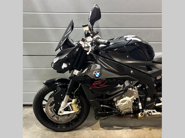 bmw - s-1000-r