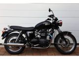 TRIUMPH BONNEVILLE T 100 BLACK