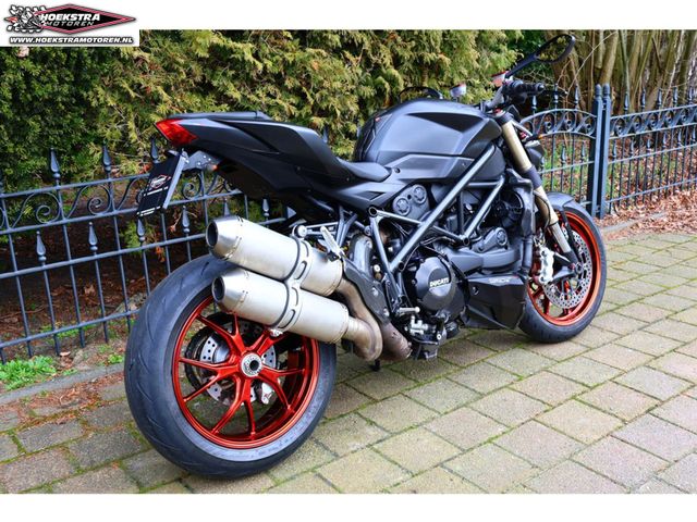 ducati - streetfighter-v2
