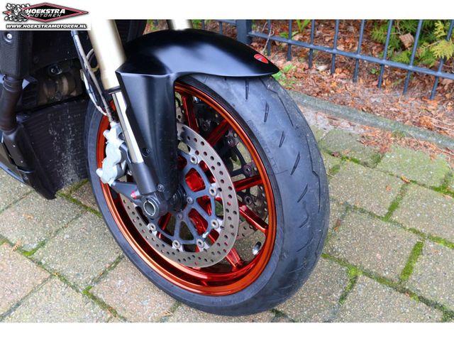 ducati - streetfighter-v2