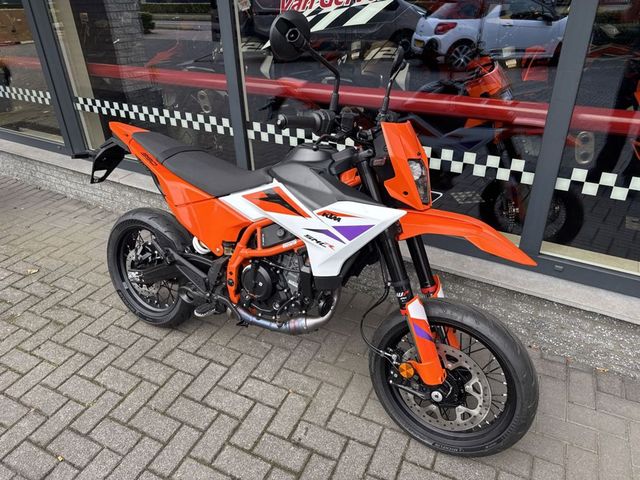 ktm - 390-smc-r