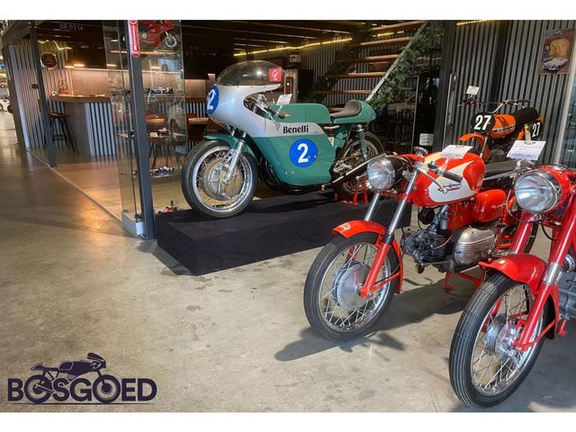 triumph - tiger-800-xrx
