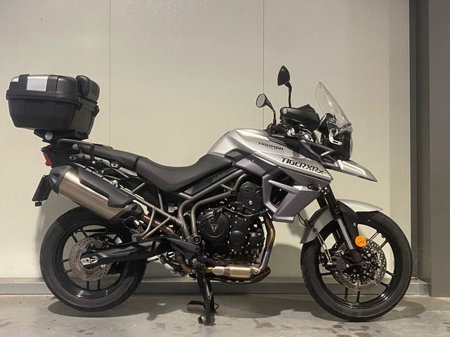 triumph - tiger-800-xrx