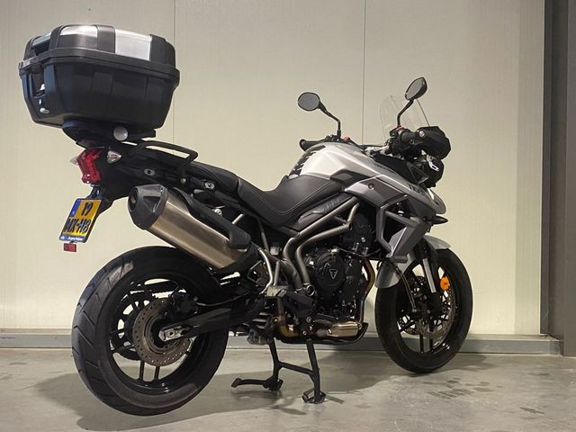 triumph - tiger-800-xrx