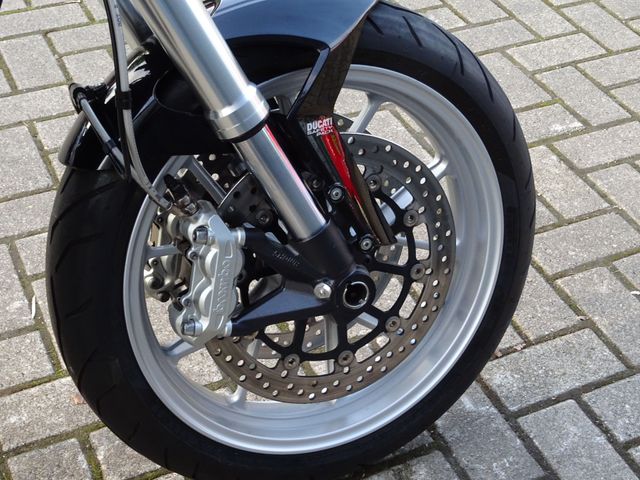 ducati - m-1100