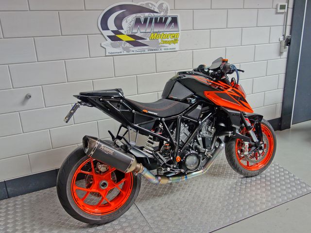 ktm - 1290-super-duke-r