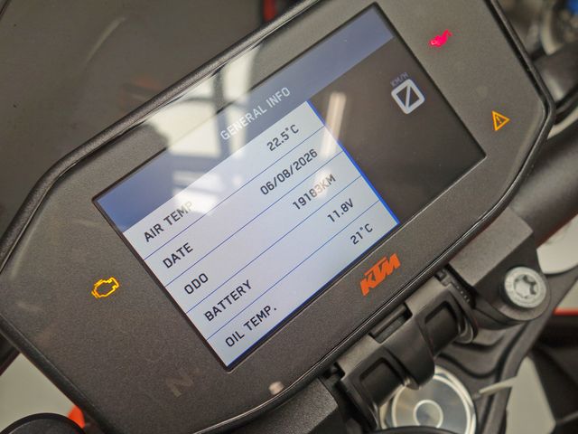 ktm - 1290-super-duke-r