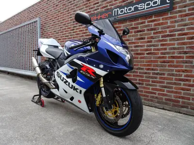 SUZUKI GSX-R 750 – foto 2