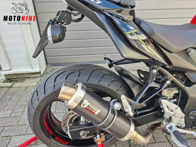 suzuki - gsr-750