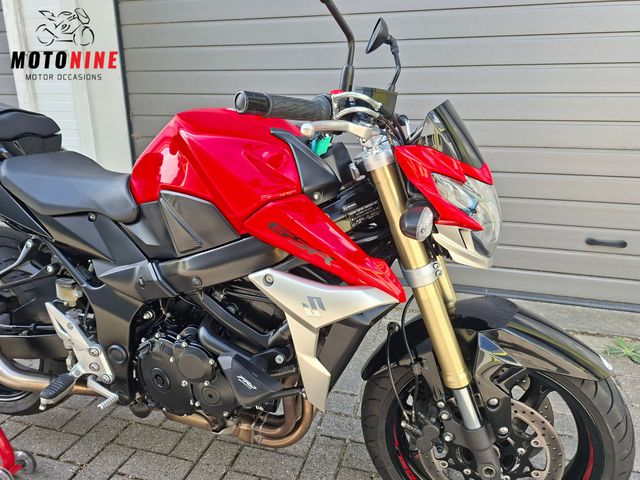 suzuki - gsr-750