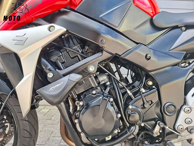 suzuki - gsr-750