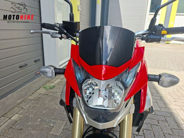 suzuki - gsr-750